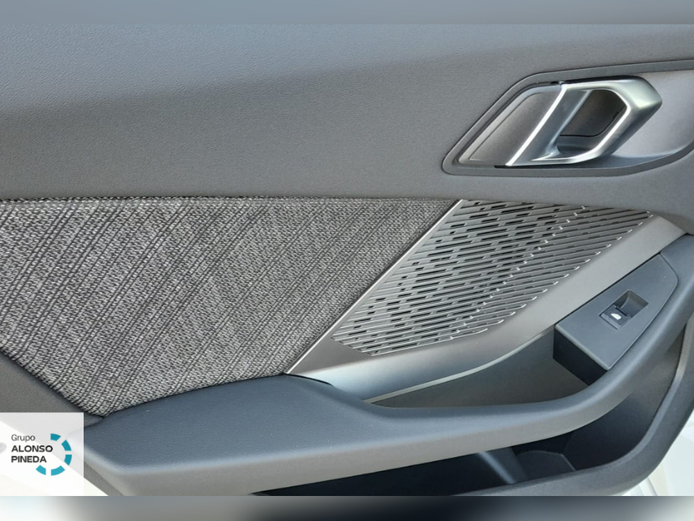 BMW Serie 1 120i foto 26