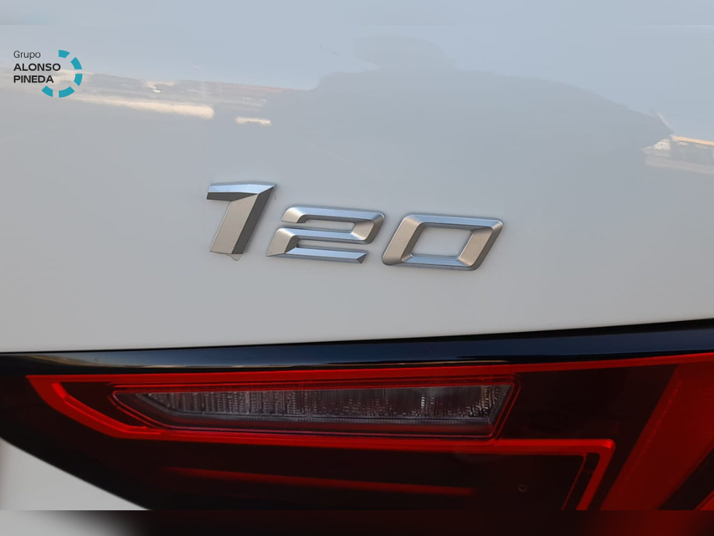 BMW Serie 1 120i foto 10