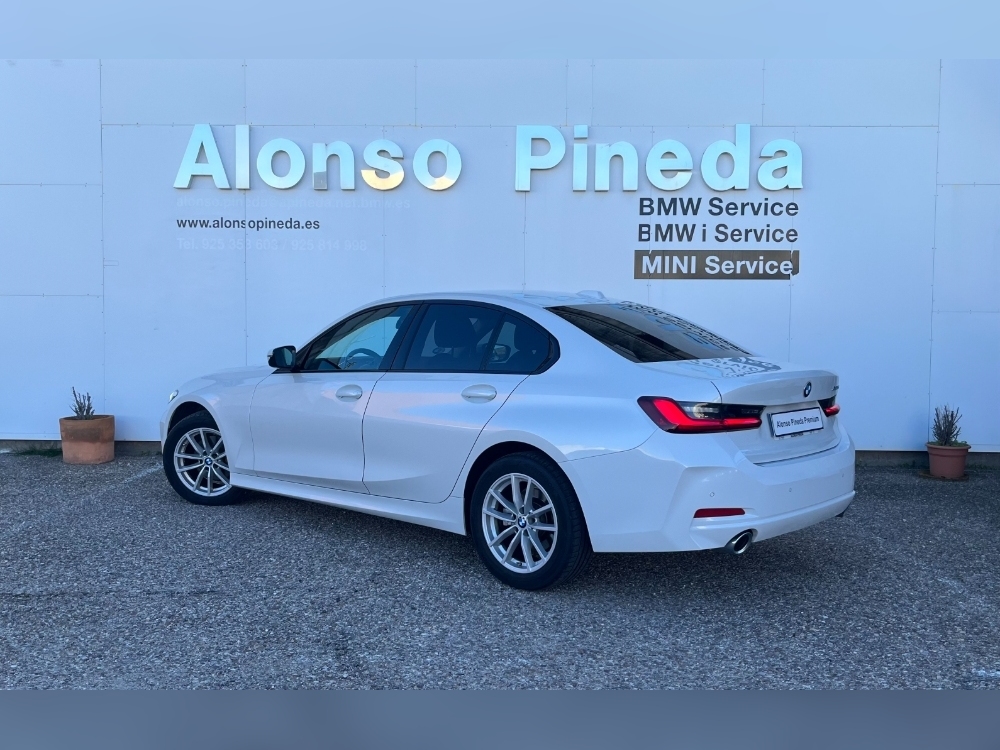 BMW Serie 3 320 d foto 4