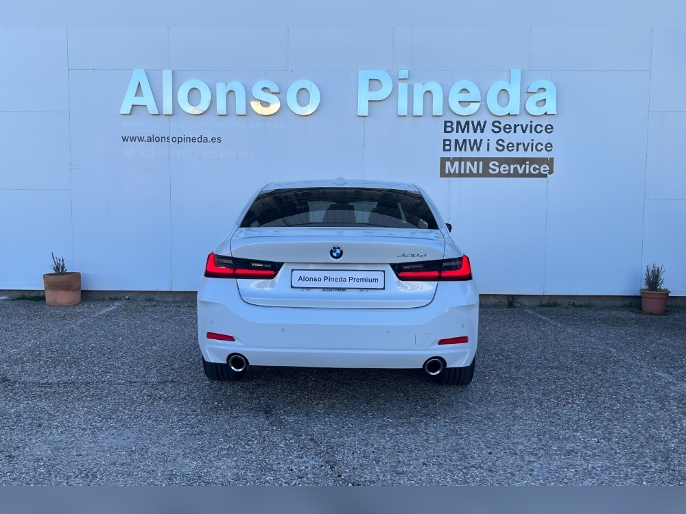 BMW Serie 3 320 d foto 5