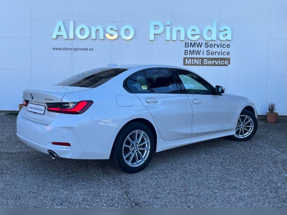 BMW Serie 3 320 d foto 6