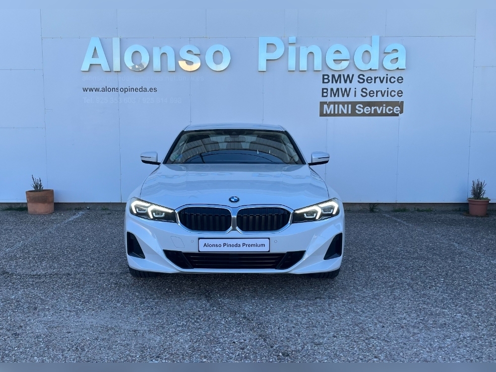 BMW Serie 3 320 d foto 9
