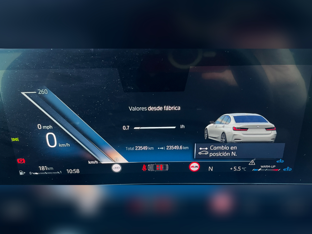 BMW Serie 3 320 d foto 11