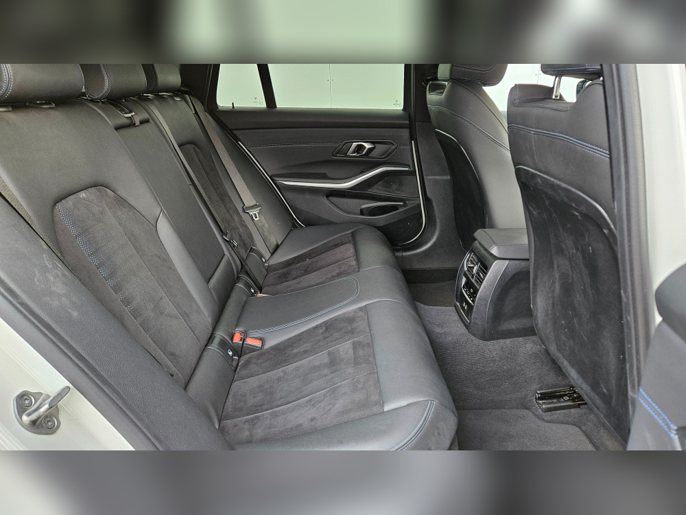 BMW Serie 3 318 d M Sport foto 12