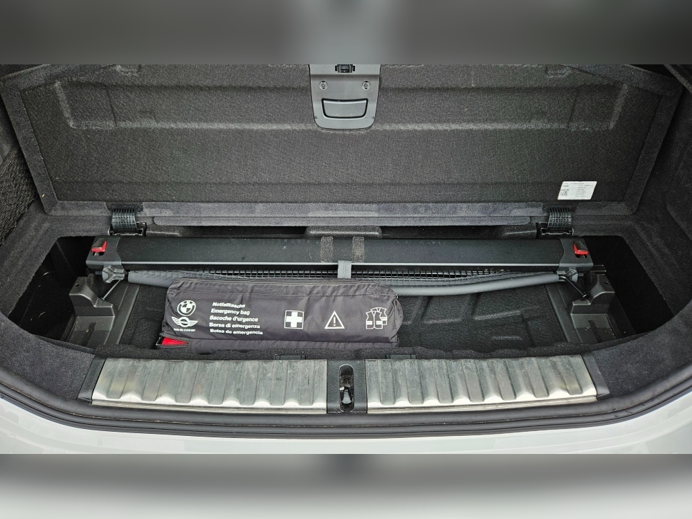 BMW Serie 3 318 d M Sport foto 41