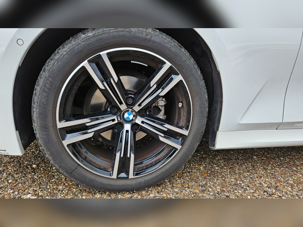 BMW Serie 3 318 d M Sport foto 44