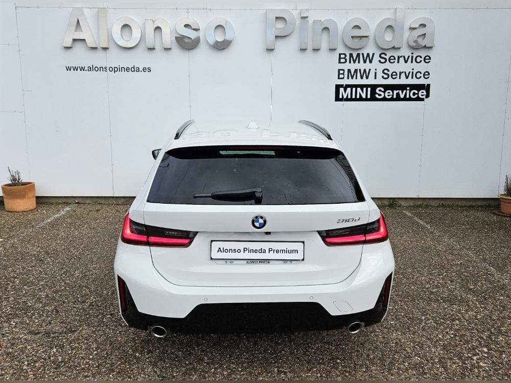 BMW Serie 3 318 d M Sport foto 10