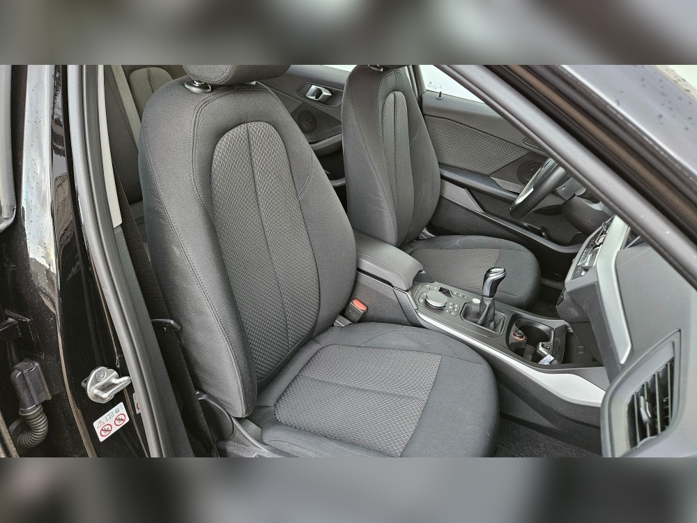 BMW Serie 1 118i foto 14