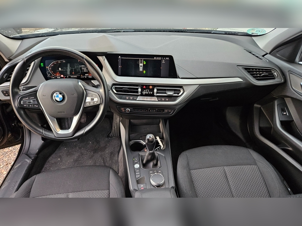 BMW Serie 1 118i foto 22