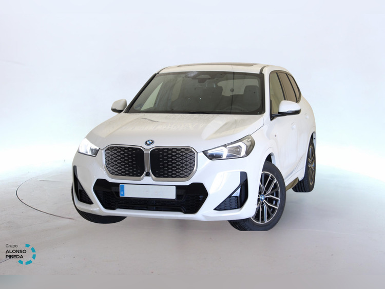 BMW iX1 20 eDrive M Sport foto miniatura