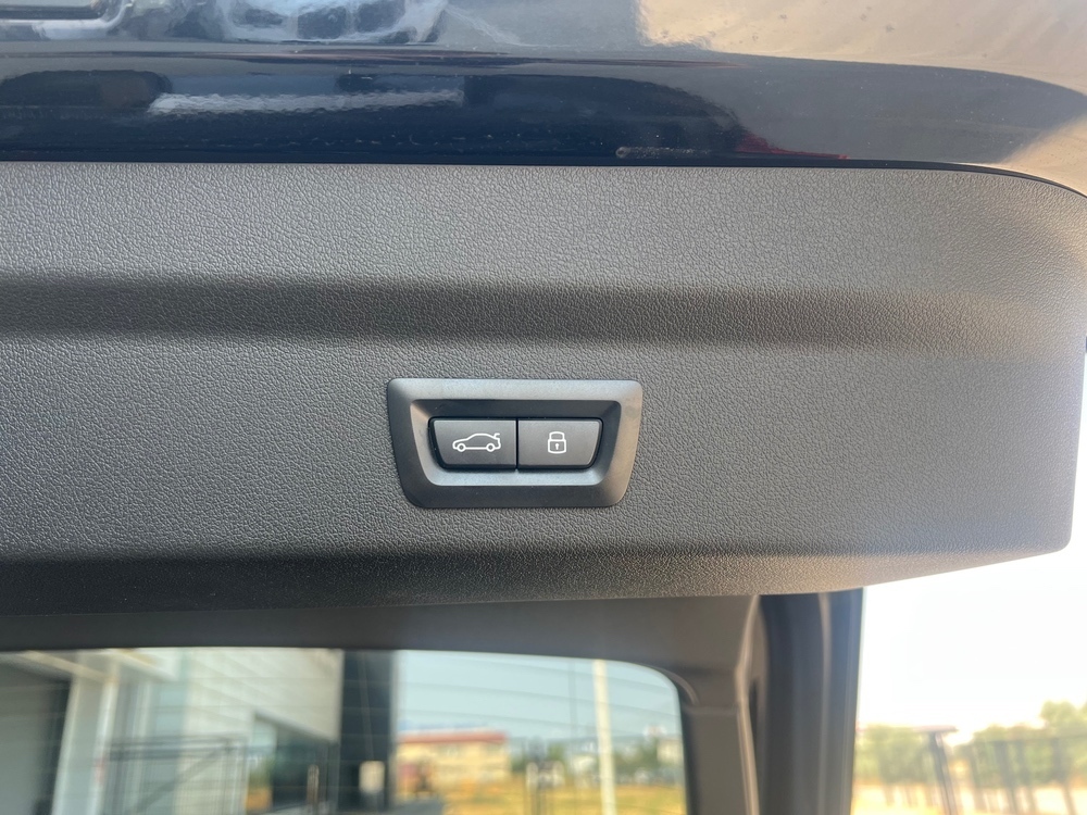 BMW Serie iX2 20 eDrive foto 24