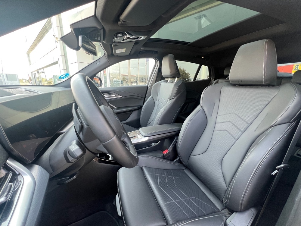 BMW Serie iX2 20 eDrive foto 10