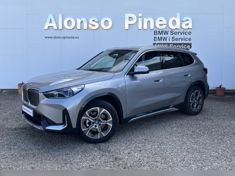 BMW iX1 20 eDrive xLine foto 2