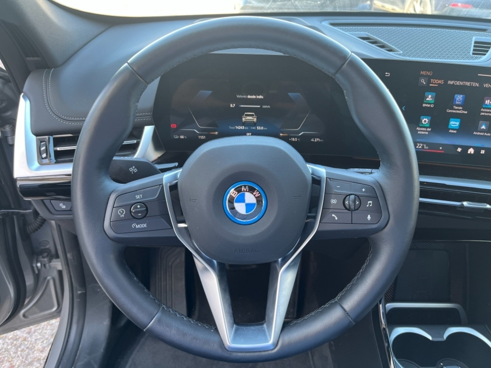BMW iX1 20 eDrive xLine foto 17