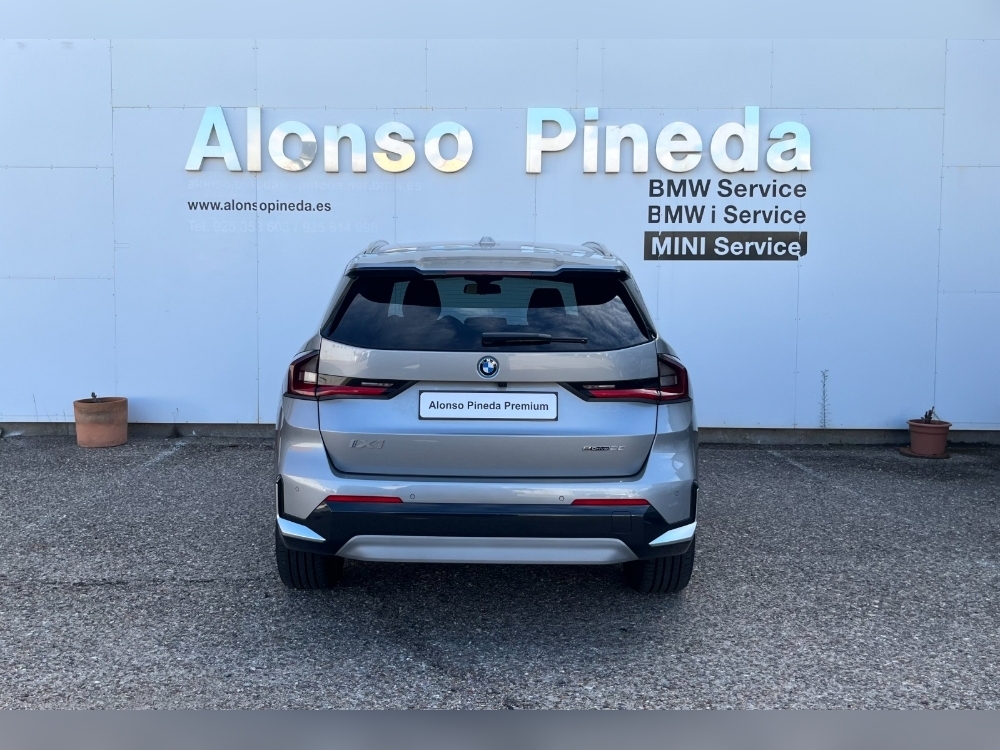 BMW iX1 20 eDrive xLine foto 8