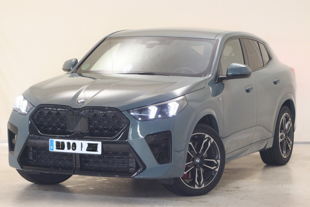 BMW X2 18 d sDrive M Sport foto miniatura BMW X2 18 d sDrive M Sport foto miniatura